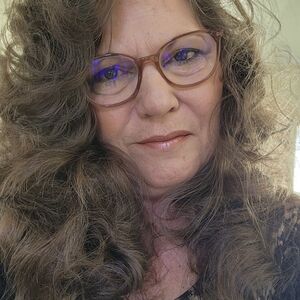 Meet your Posher, Frances